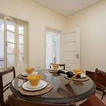 Gaya Avenue Flats - Elegant Contemporary Flats With Balcony * فيلا نوفا دي غايا