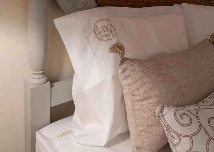 Gaya Avenue Flats - Elegant Contemporary Flats With Balcony