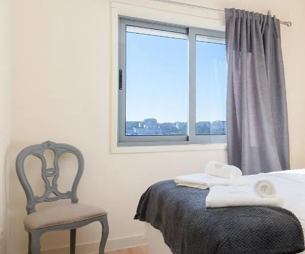 Apartmán Gaya Avenue Flats - Elegant Contemporary Flats With Balcony *