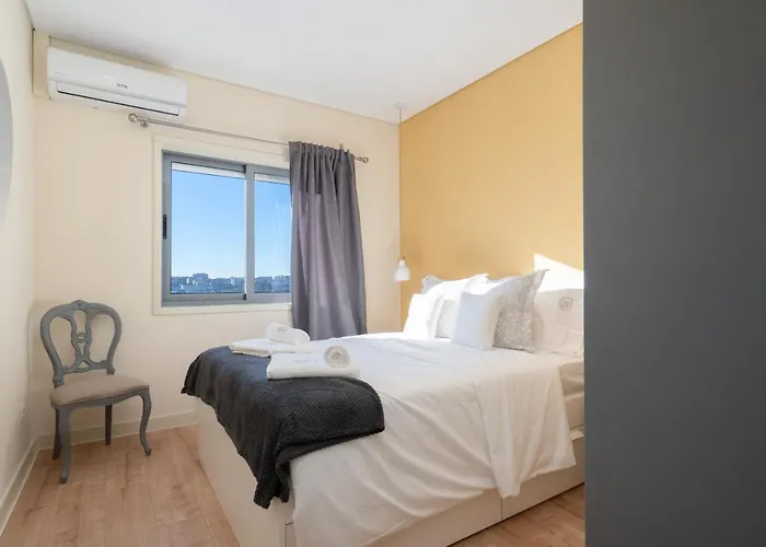 Gaya Avenue Flats - Elegant Contemporary Flats With Balcony Vila Nova de Gaia