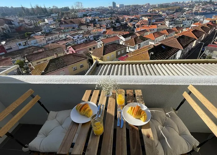 Gaya Avenue Flats - Elegant Contemporary Flats With Balcony Vila Nova de Gaia