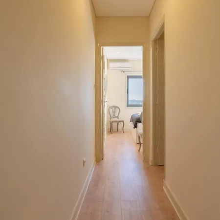 Apartment Gaya Avenue Flats - Elegant Contemporary Flats With Balcony