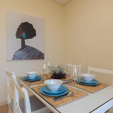 Gaya Avenue Flats - Elegant Contemporary Flats With Balcony Daire Vila Nova de Gaia