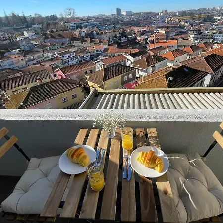 Gaya Avenue Flats - Elegant Contemporary Flats With Balcony Vila Nova de Gaia