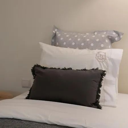 Apartment Gaya Avenue Flats - Elegant Contemporary Flats With Balcony