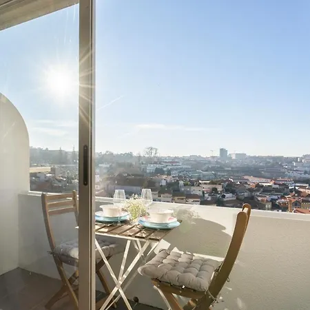 Gaya Avenue Flats - Elegant Contemporary Flats With Balcony Apartment