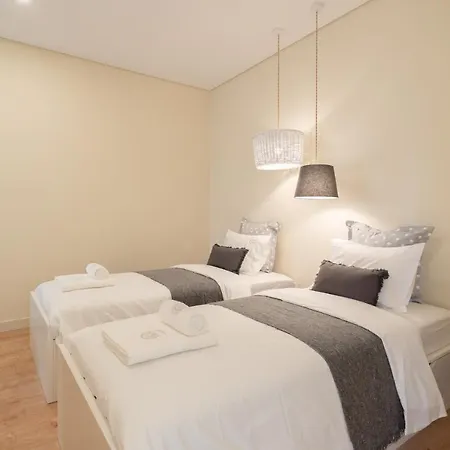 Gaya Avenue Flats - Elegant Contemporary Flats With Balcony * Vila Nova de Gaia