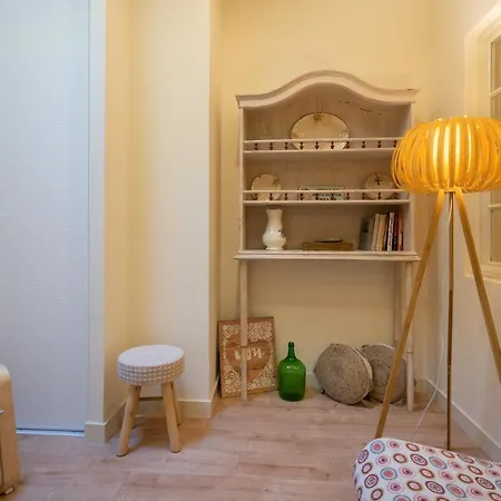 Apartment Gaya Avenue Flats - Elegant Contemporary Flats With Balcony *