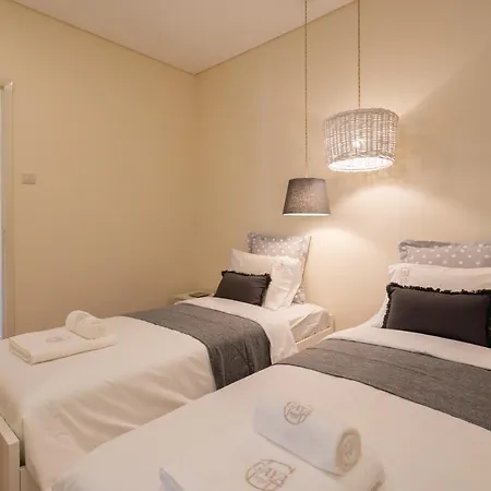 Gaya Avenue Flats - Elegant Contemporary Flats With Balcony Apartment