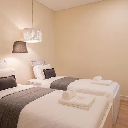 Gaya Avenue Flats - Elegant Contemporary Flats With Balcony Vila Nova de Gaia