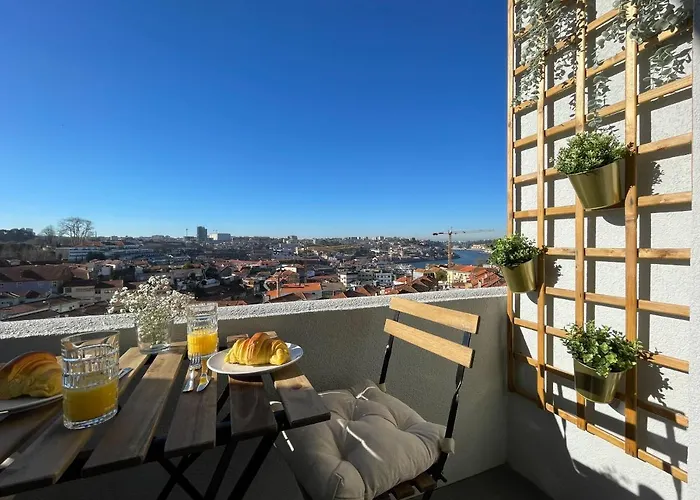 Gaya Avenue Flats - Elegant Contemporary Flats With Balcony Vila Nova de Gaia