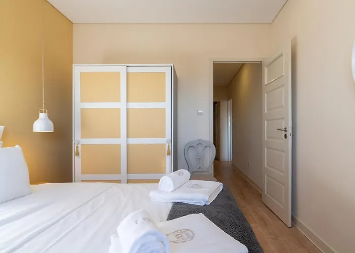 Gaya Avenue Flats - Elegant Contemporary Flats With Balcony Apartamento Vila Nova de Gaia