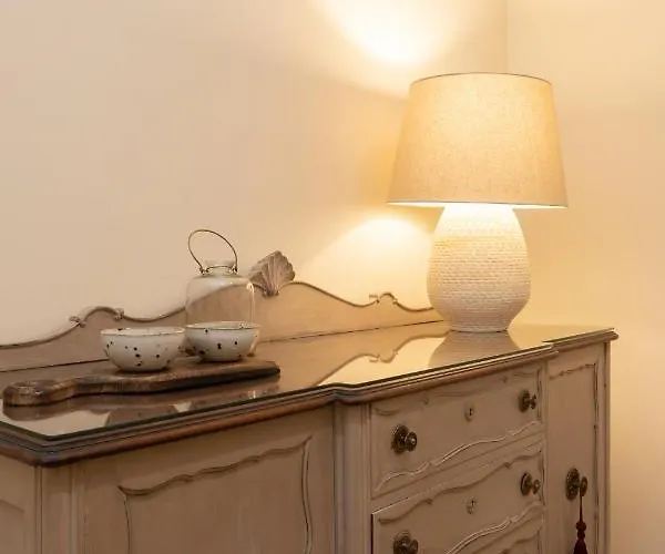 Gaya Avenue Flats - Elegant Contemporary Flats With Balcony Apartamento