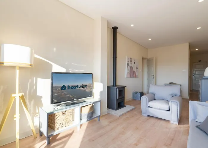 Apartamento Gaya Avenue Flats - Elegant Contemporary Flats With Balcony *