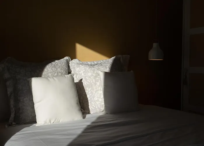 Daire Gaya Avenue Flats - Elegant Contemporary Flats With Balcony