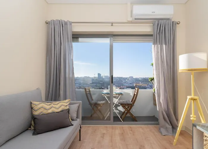 Gaya Avenue Flats - Elegant Contemporary Flats With Balcony Vila Nova de Gaia